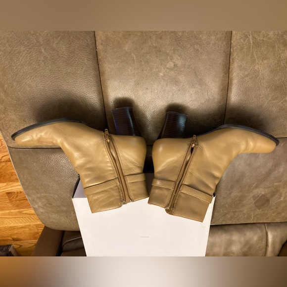 Camel ankle booties - Picture 4 of 6